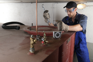 Heating oil tank cleaning